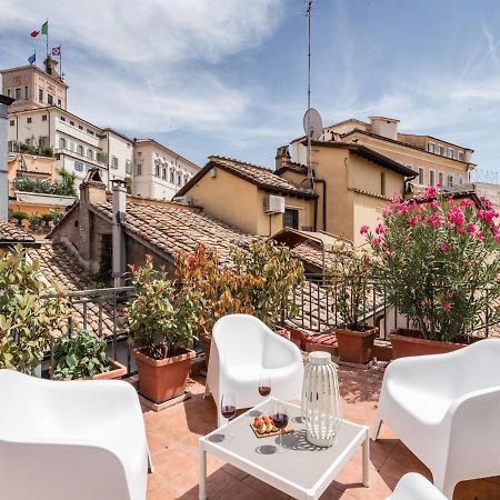 The Best Rent - Two-Bedroom Apartment With Terrace Near Trevi Fountain Рим Экстерьер фото
