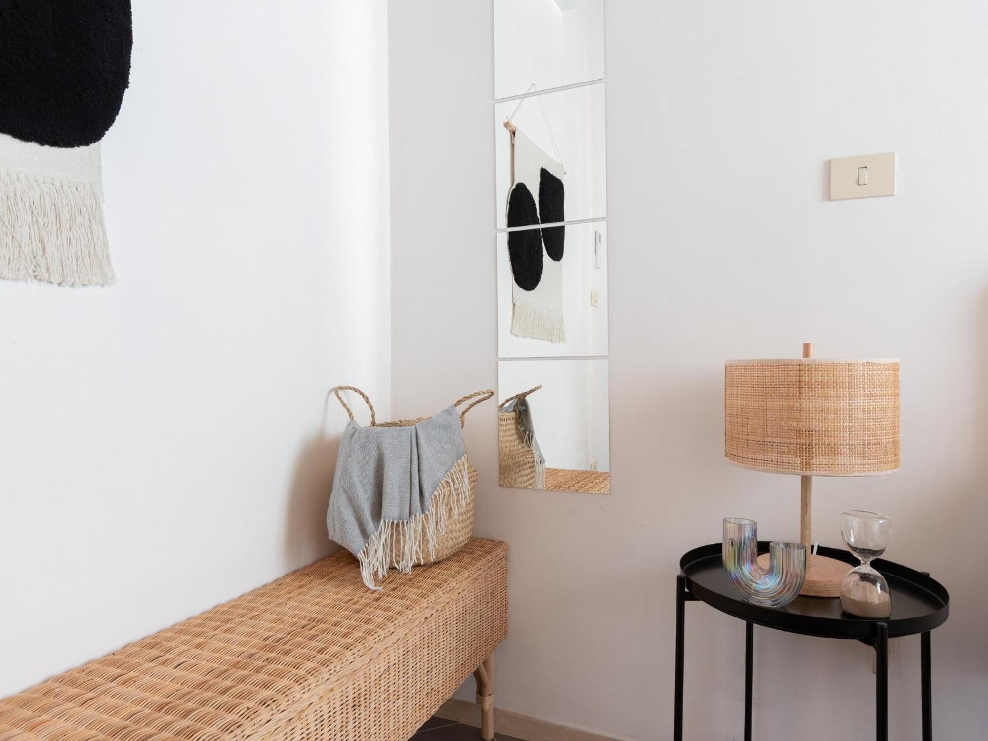 The Best Rent - Two-Bedroom Apartment With Terrace Near Trevi Fountain Рим Экстерьер фото